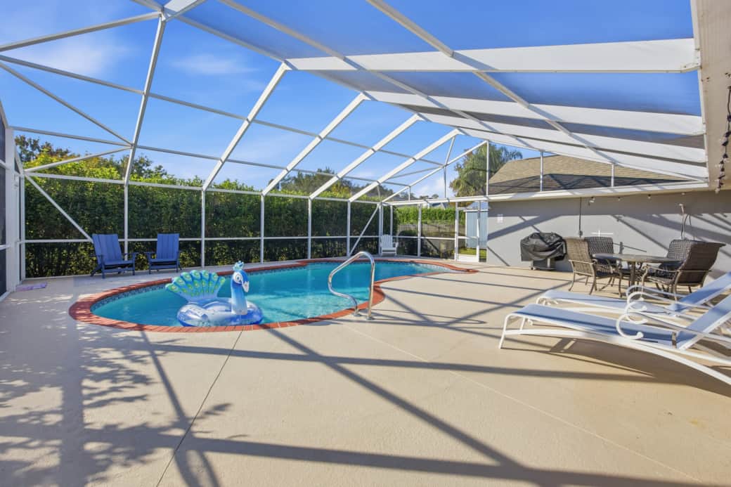 Screen Enclosed Heated Salt Water Pool Screen Enclosed Heated Salt Water Pool