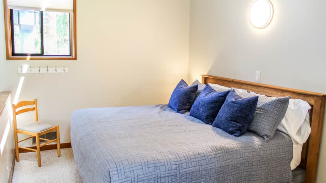 Loft with NEW king bed