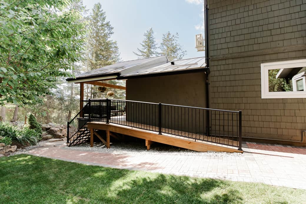 Mountainside Retreat Centre Sunnybrae Shuswap BC Main Lodge - Wheelchair Access Mountainside Retreat Centre Sunnybrae Shuswap BC Main Lodge - Wheelchair Access