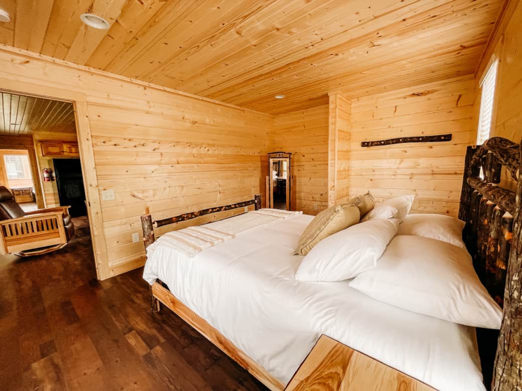 Caribou Cabin Bedroom #2