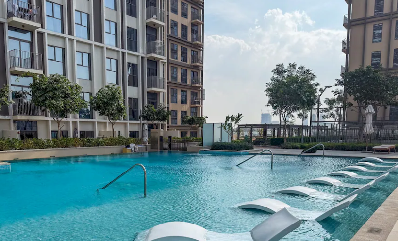 Building Pool  - 1st floor. 