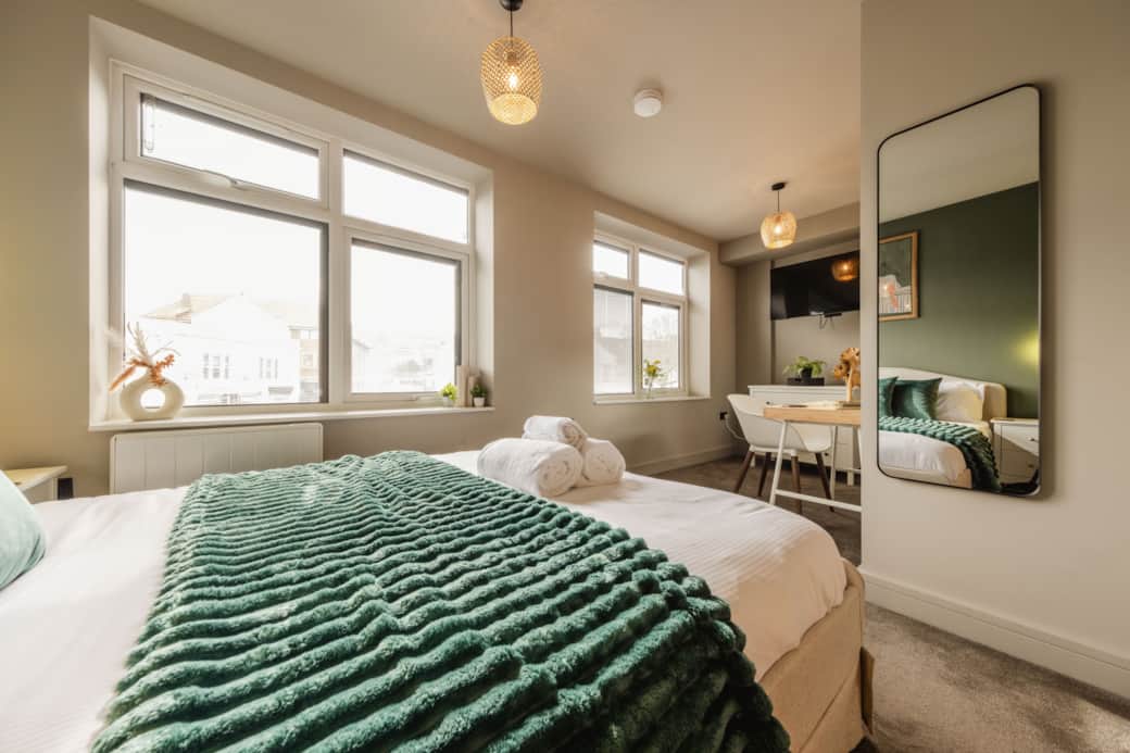 W-o-T High St Apt Two © Oilvier Burnside 2026-14