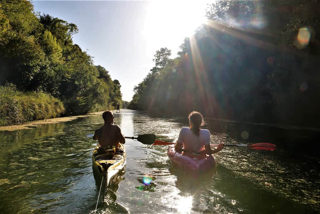 2-canal-de-rompsay-en-canoe.jpg