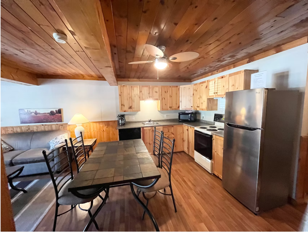 Dining Room (2) Dining Room (2)