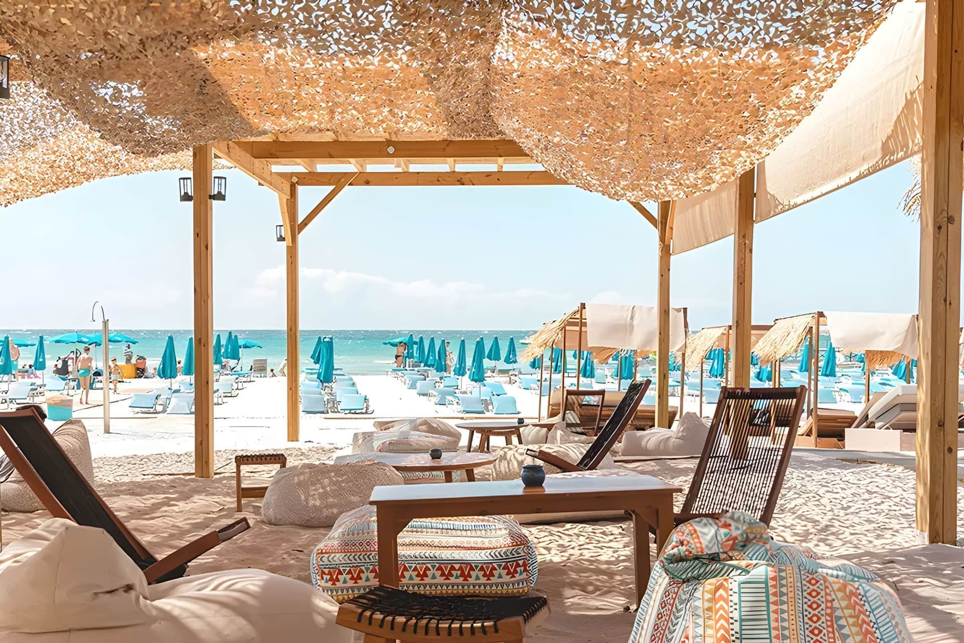 Lasmari Beach Bar