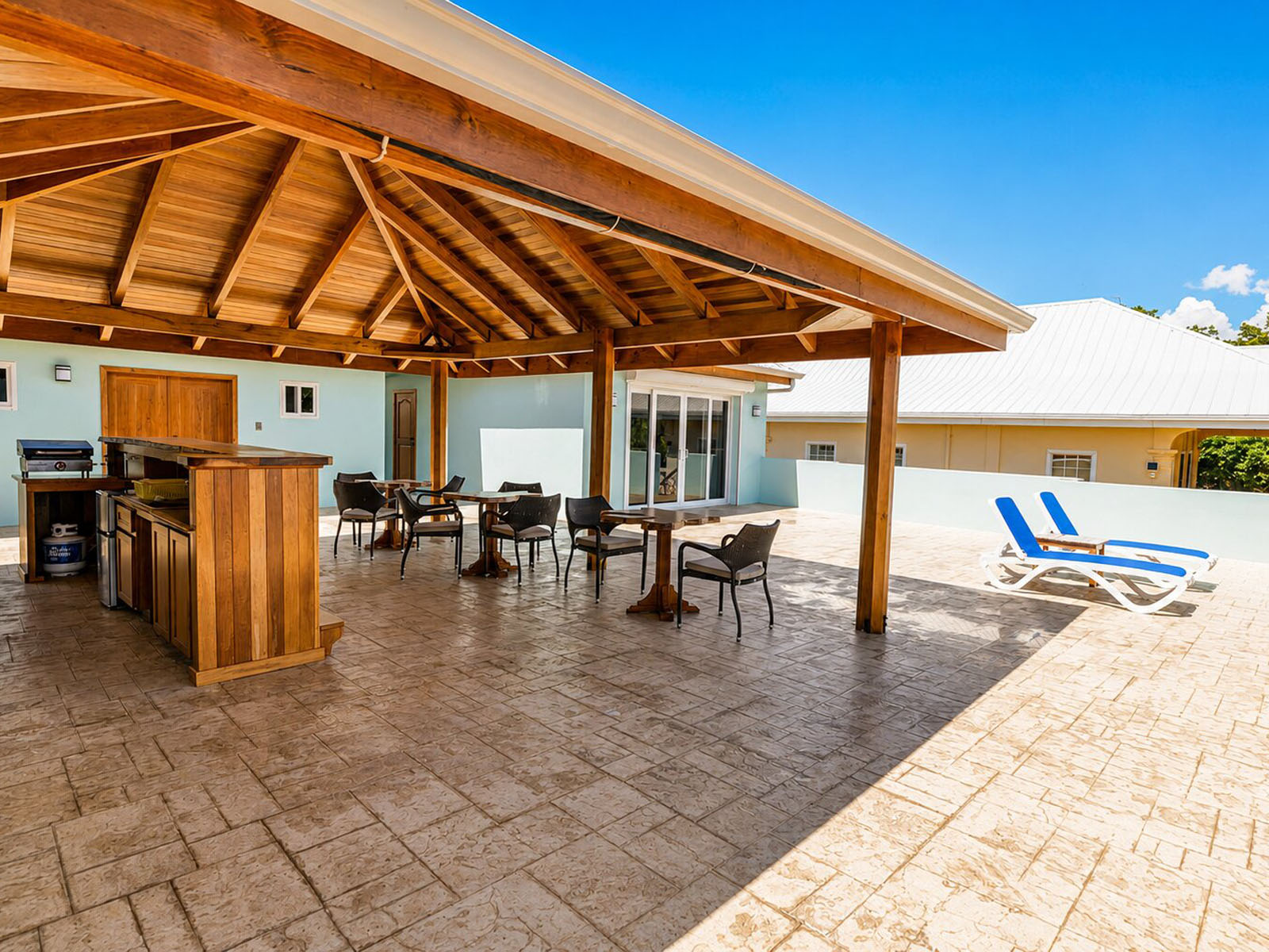 Sun Deck Photo 2
