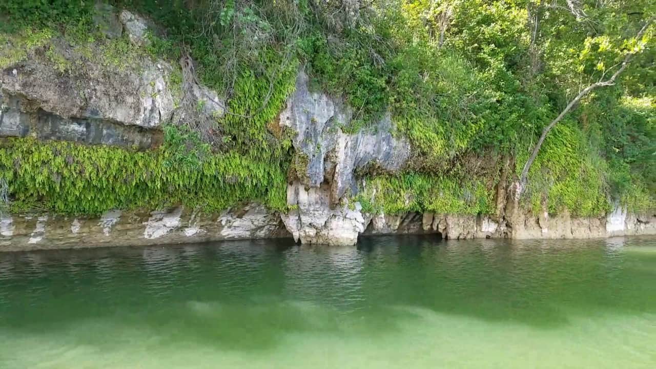 https://l.icdbcdn.com/oh/754de14f-ebd6-4037-95b1-3fbacb3c03b1.jpg?w=2080-3