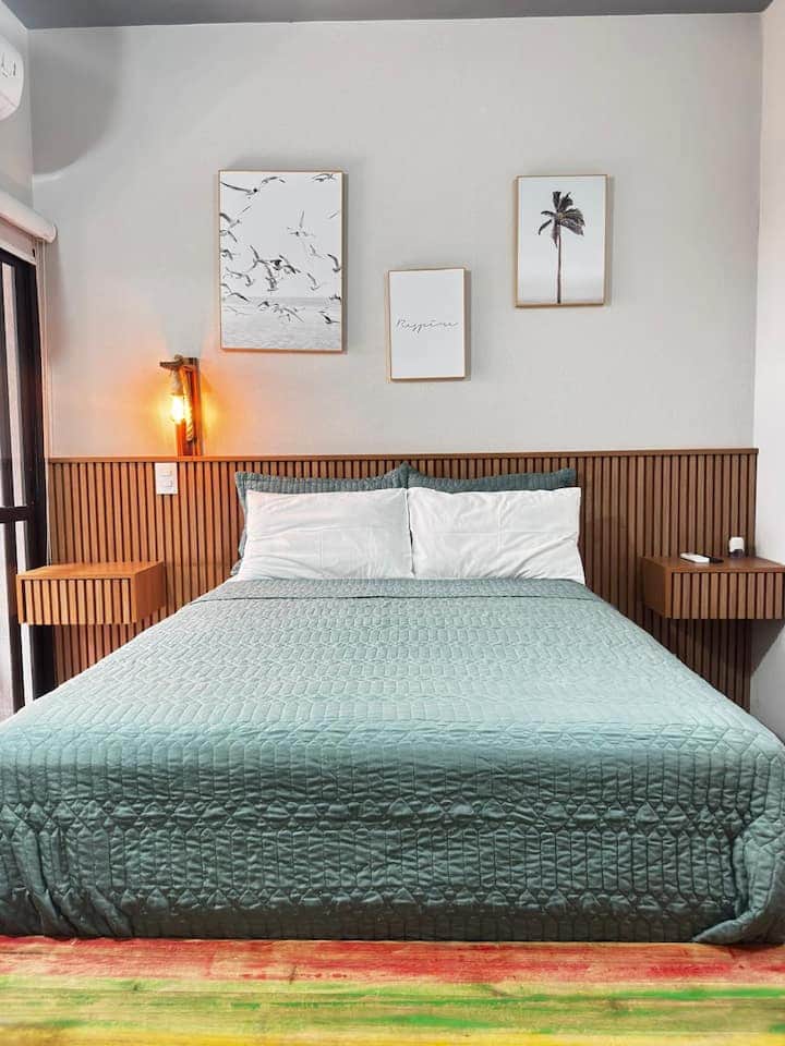 Quarto de Flat em Juquehy com Cama Casal