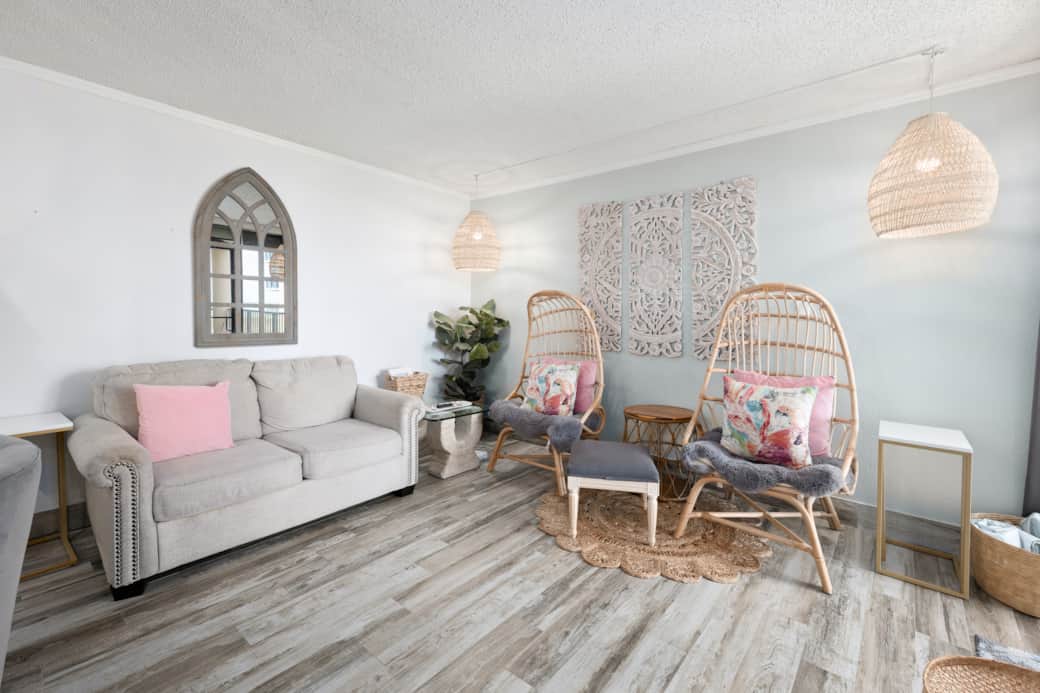 Relax and enjoy time with family and friends. TV and electric fireplace make this room the favorite! Relax and enjoy time with family and friends. TV and electric fireplace make this room the favorite!