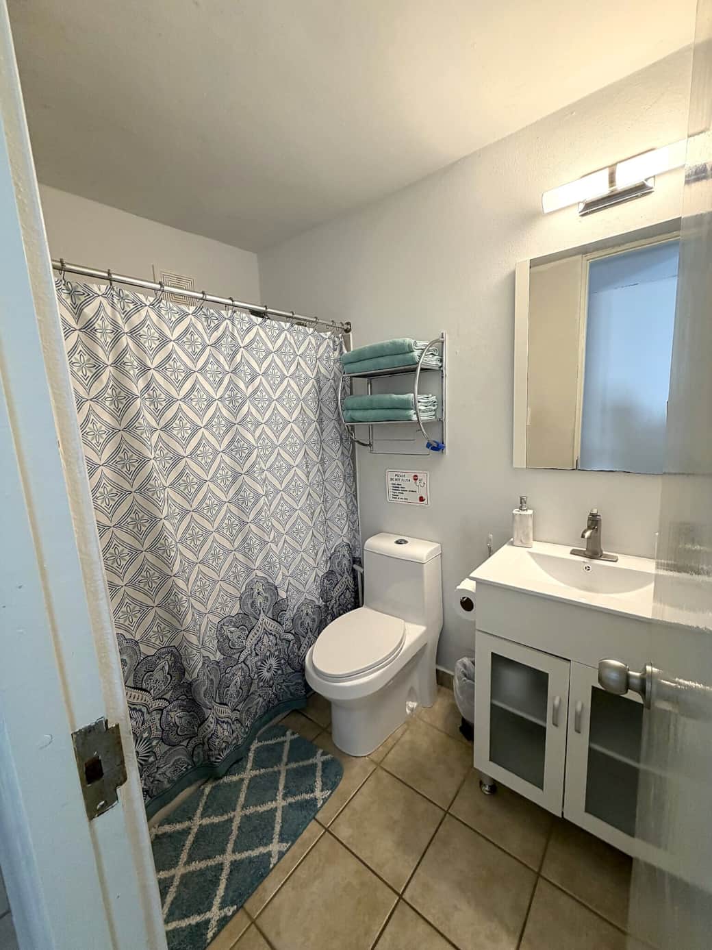 Main bathroom