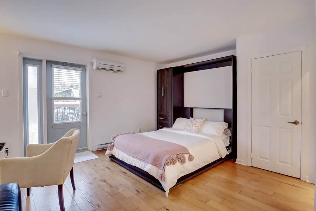 Bed (Queen Murphy bed) Bed (Queen Murphy bed)