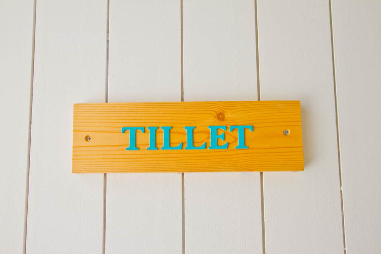 The entrance to the Tillet apartment