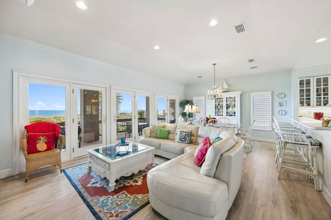 2190 S Fletcher Ave - Second Level Living Area 1