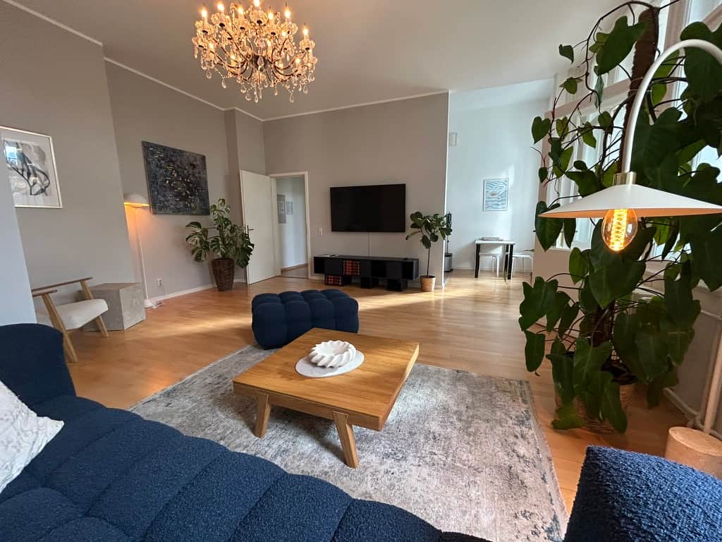 08 Premium Kingsize-Suite Wohnen 1 08 Premium Kingsize-Suite Wohnen 1