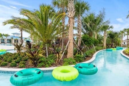Resort Lazy River
