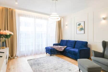 9b130841 4703 4341 b022 022ac63fd3dd