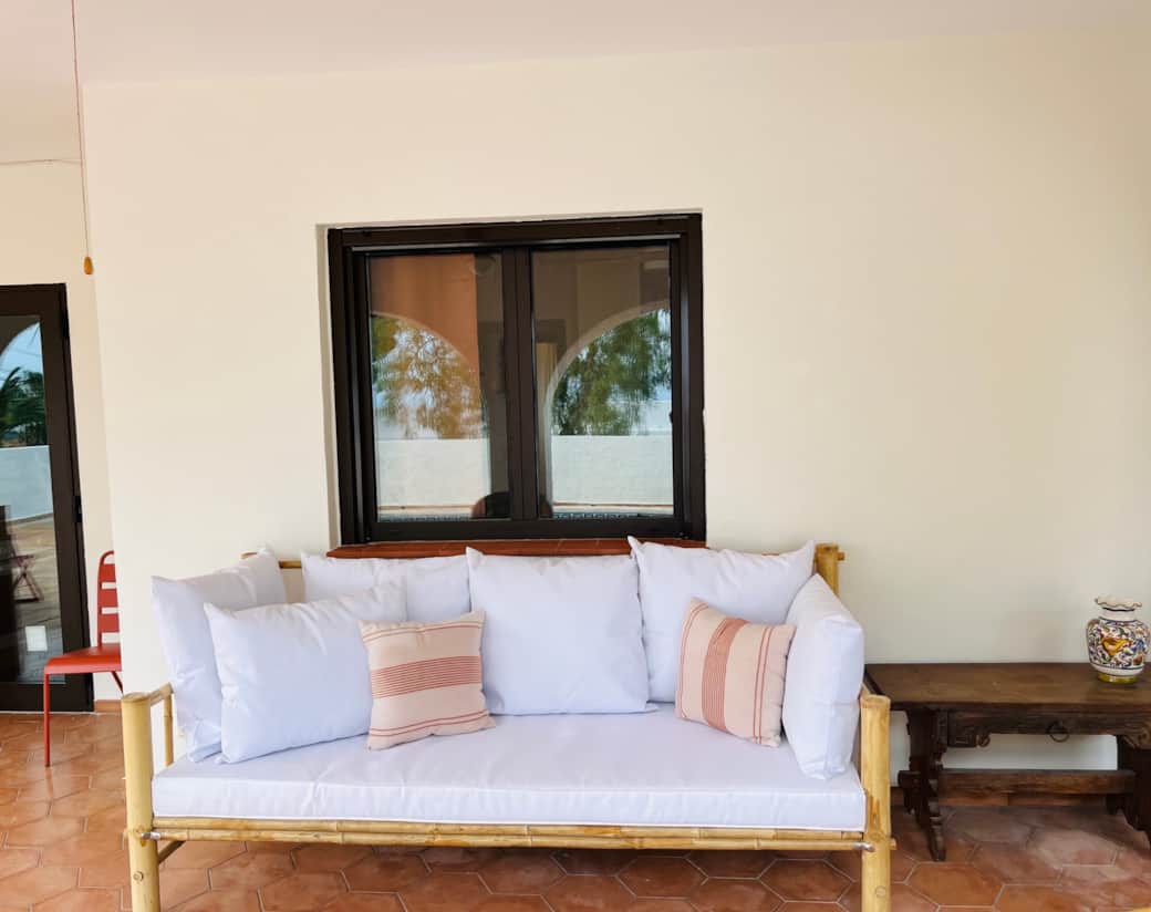 Lounge area