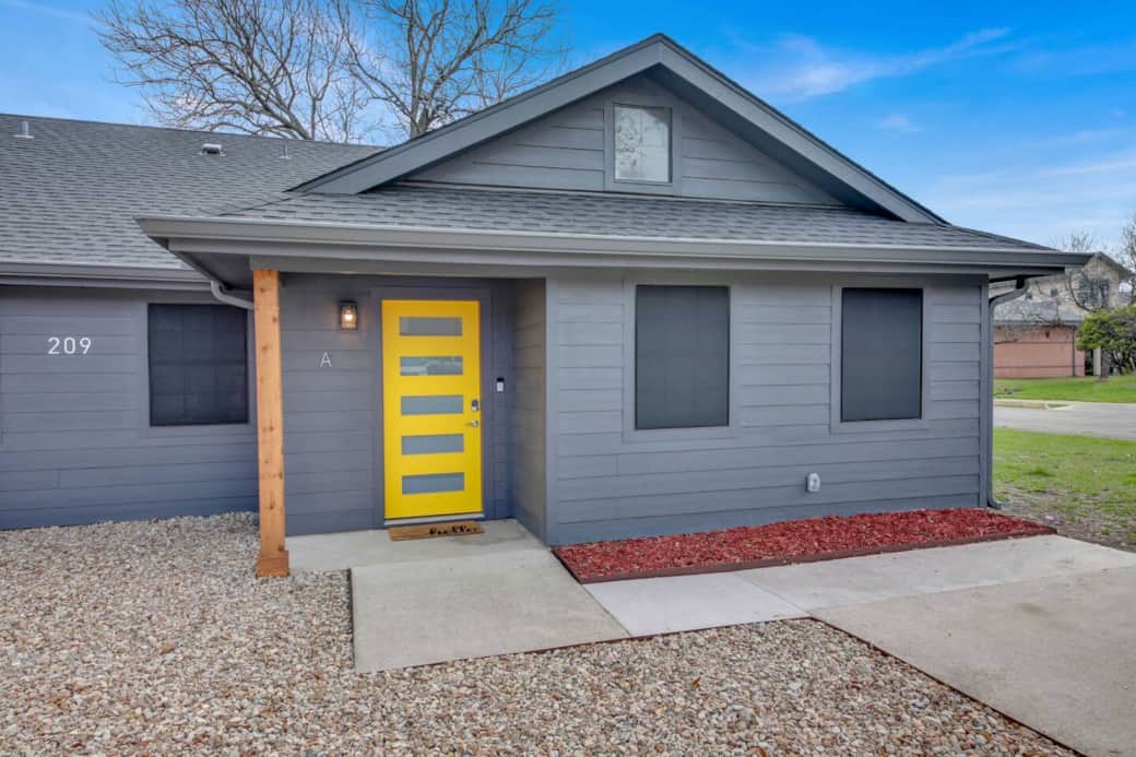 Welcome to Peppercorn Yellow! Welcome to Peppercorn Yellow!