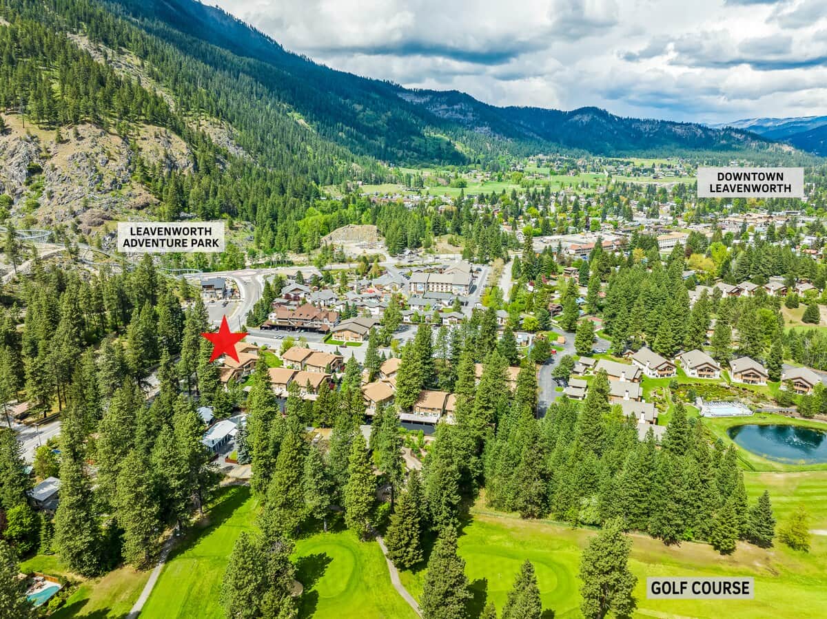 The condo is located across the street from the Leavenworth Adventure Park and 1 mile from downtown!