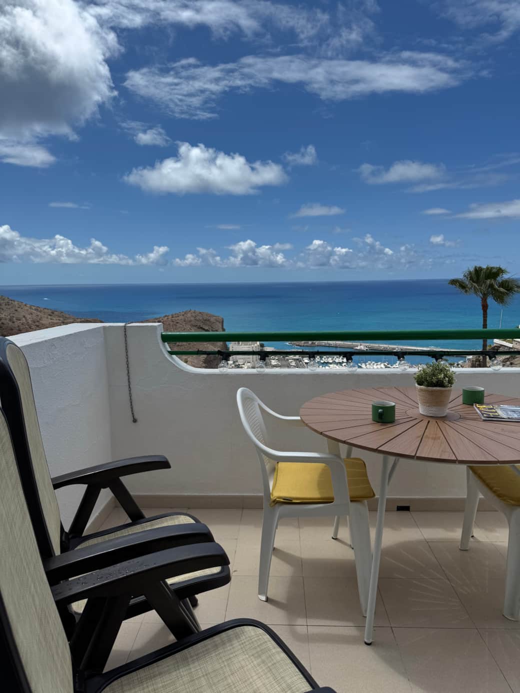 Sun chairs and balcony chairs. Sun chairs and balcony chairs.