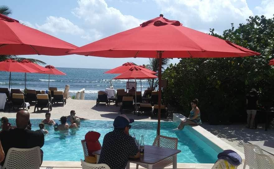 Free access to Tao Beach Club