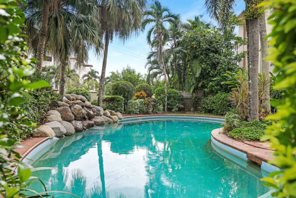 Pool area 