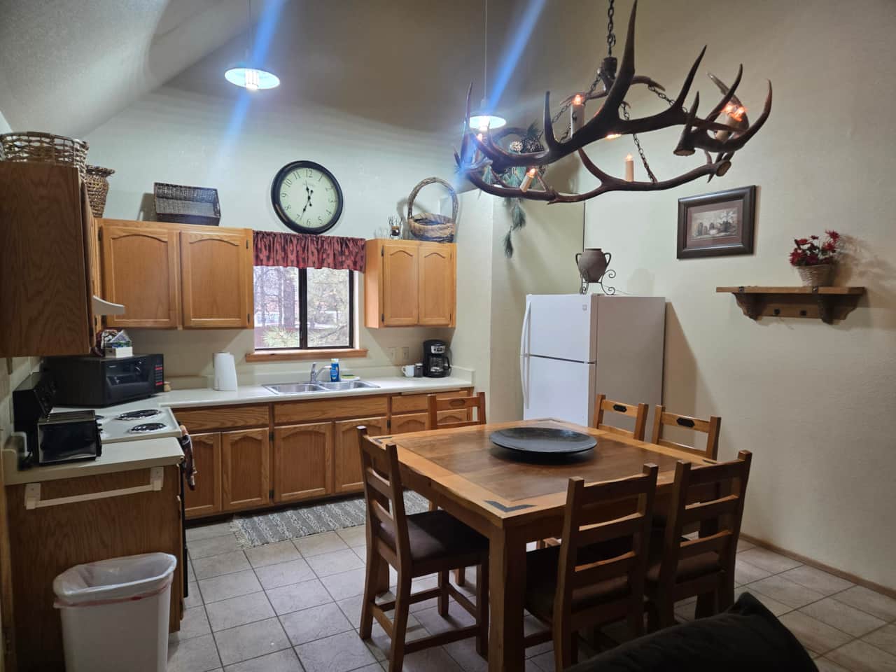 Cabin 12B Kitchen