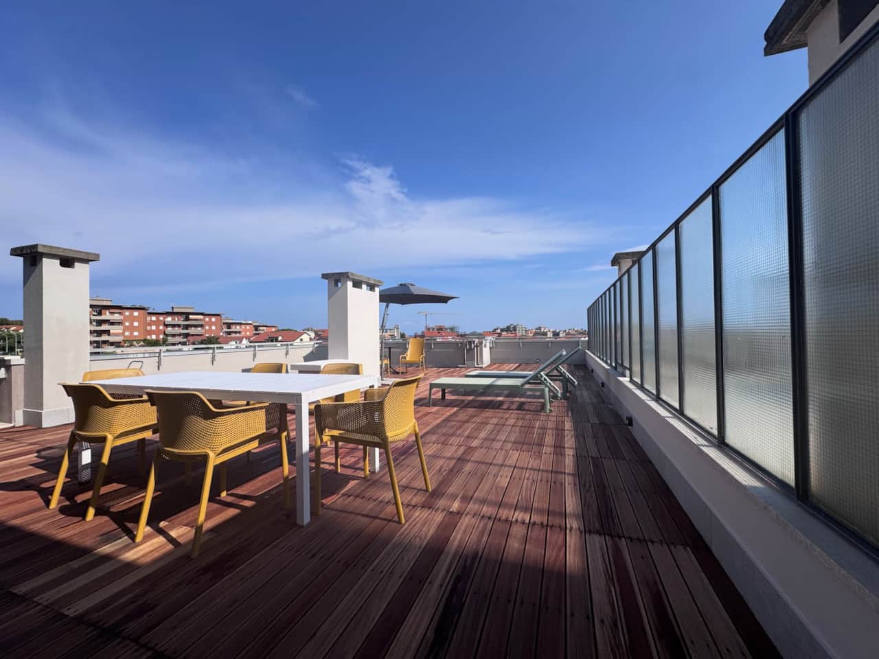 Il Niro Terrace 1