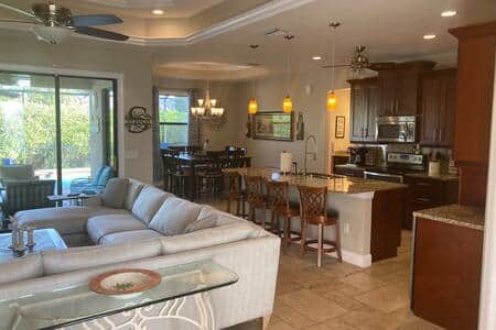 Living & dining area