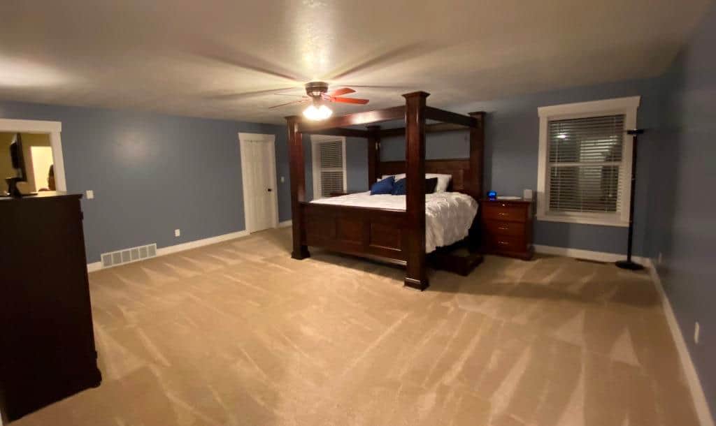 Papa-Bear Room