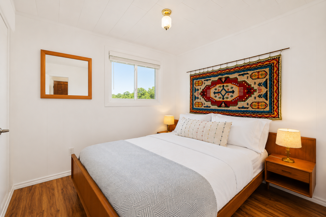 Cozy mid-century inspired bedroom decor
