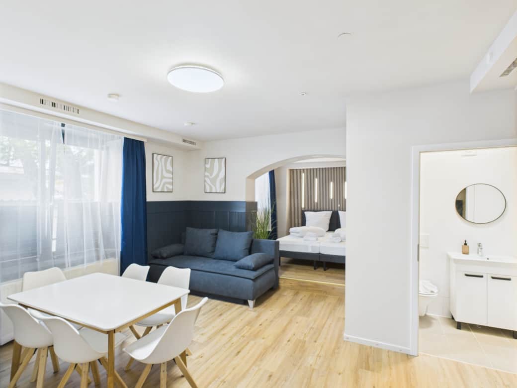 1000083735 1000083735