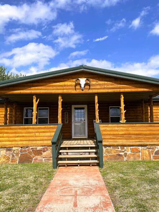 Front Porch/Entrance Front Porch/Entrance