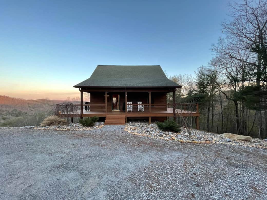 Escape to "The Cabin".