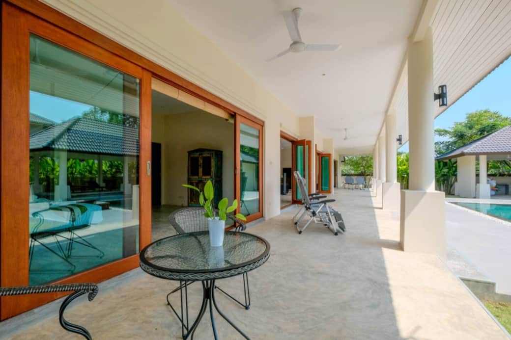 veranda 