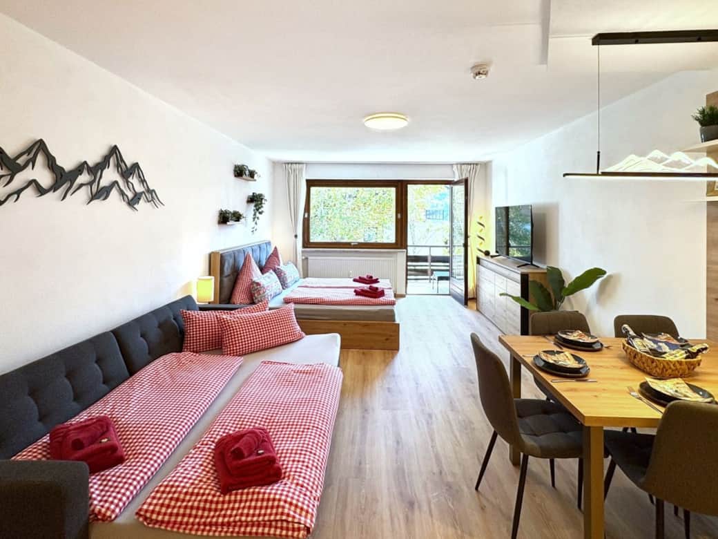Living room with sofa bed (1.40x2.00m)