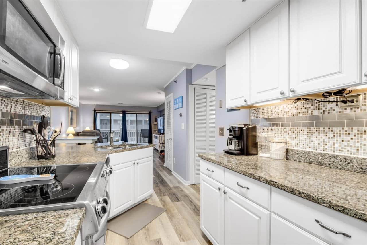 Kitchen 2