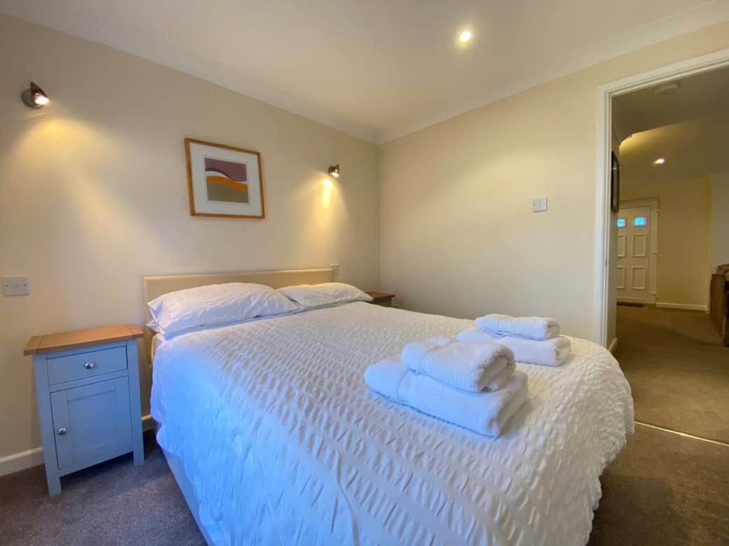 Ground floor dbl bedroom Ground floor dbl bedroom