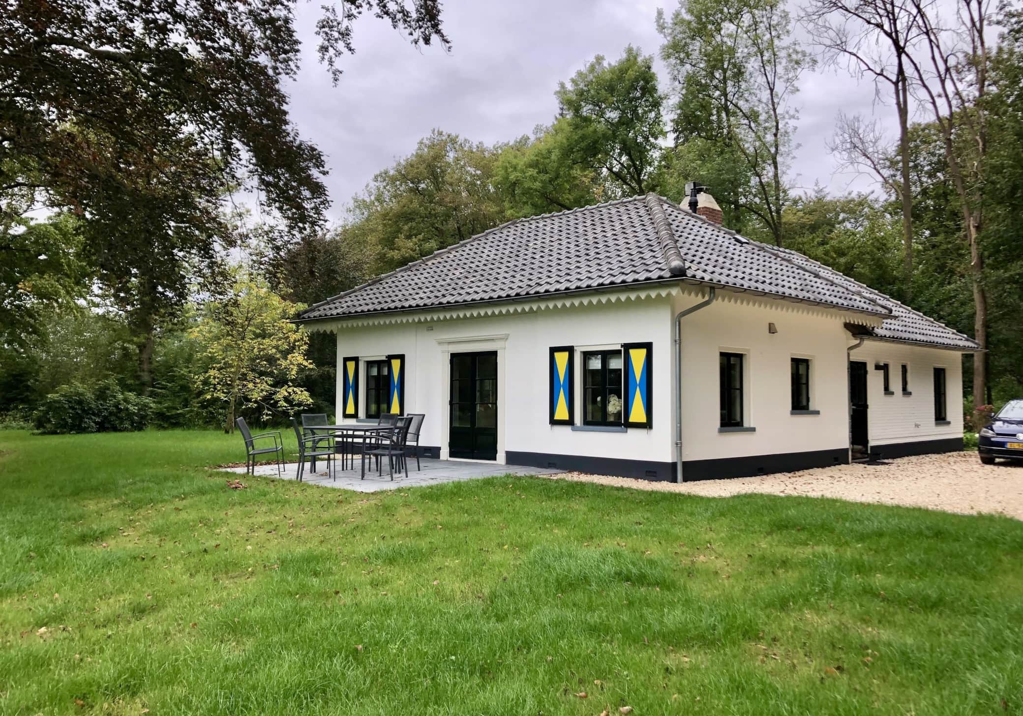 Home, image size:2080x1456