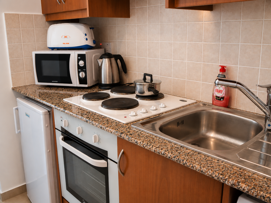 Well equipped kitchen for self service stay Well equipped kitchen for self service stay