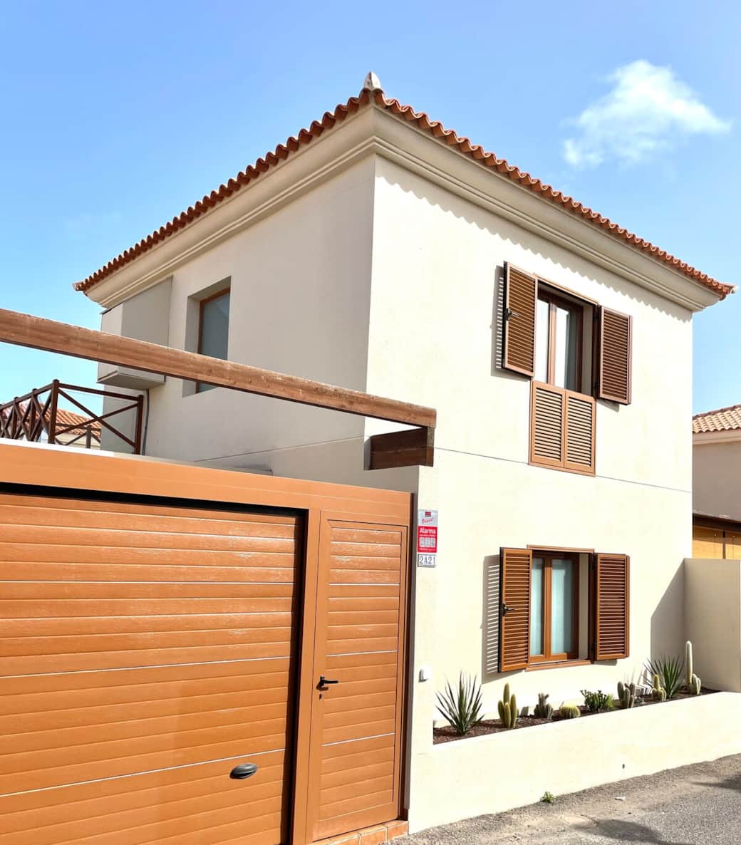 Entrance to Casa MareTerra. Entrance to Casa MareTerra.