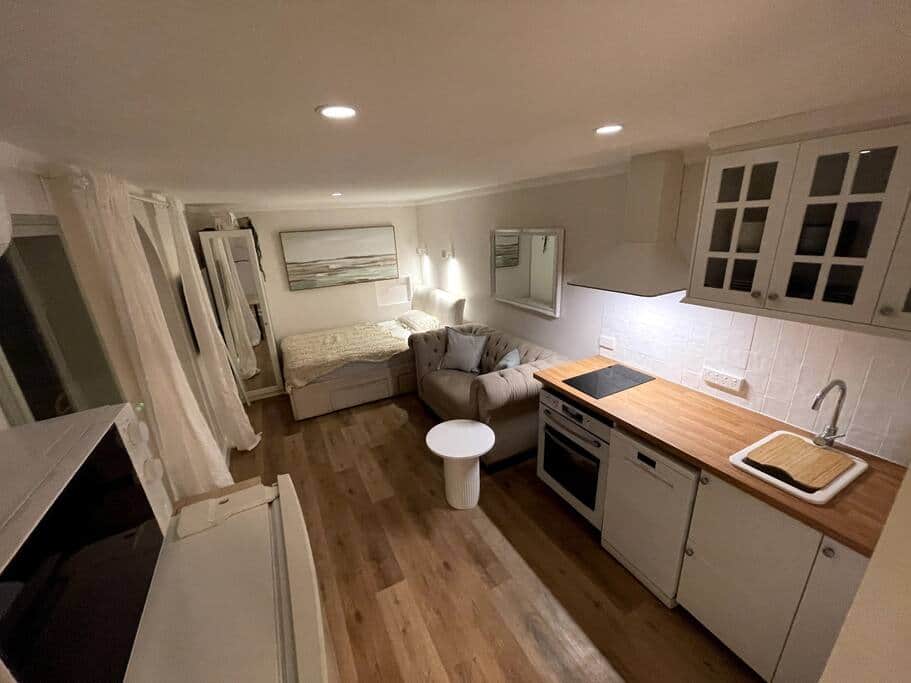 4e63a1d4 1e06 4482 ba68 d0a29a5f5516