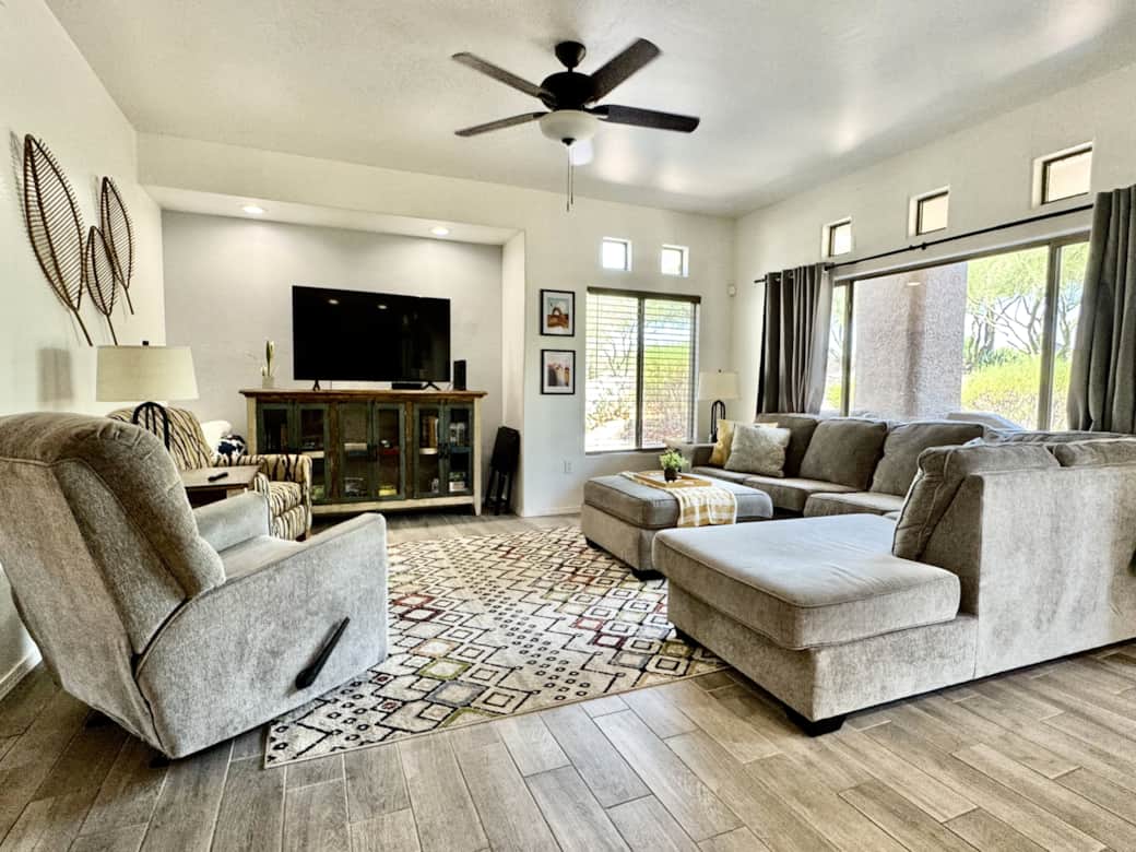 Comfortable Living Space Comfortable Living Space