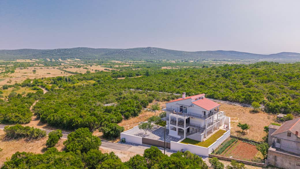 Dazlina Resort_villa view