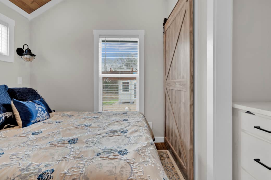 Master Bedroom Master Bedroom