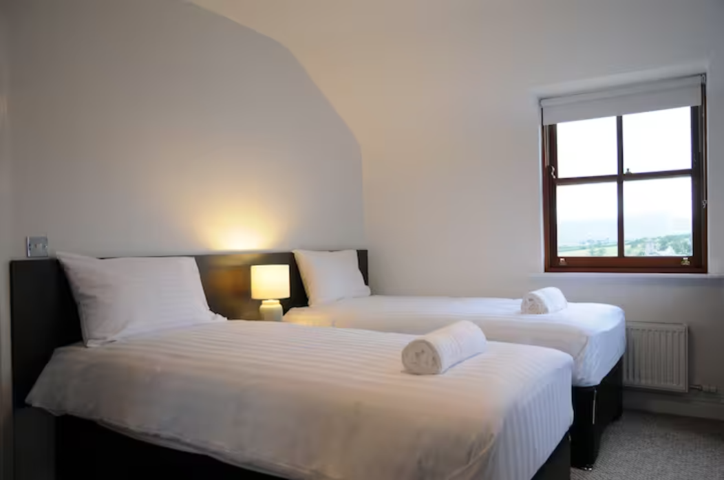 Twin Bedroom