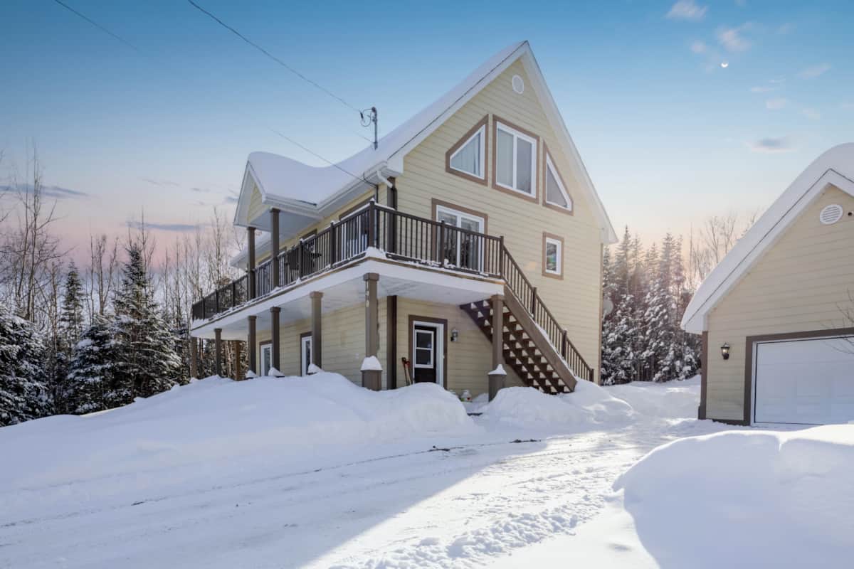 Grand chalet pour vous!