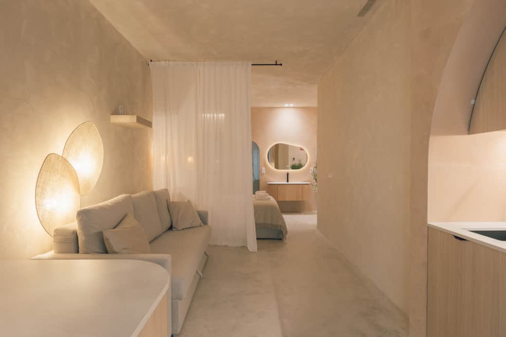 Oasis SUITES 02 Acceso