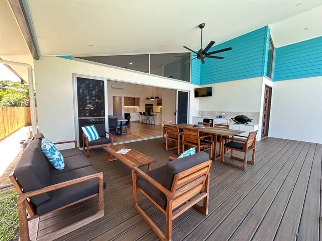 Beach Break - Alfresco entertaining area Beach Break - Alfresco entertaining area