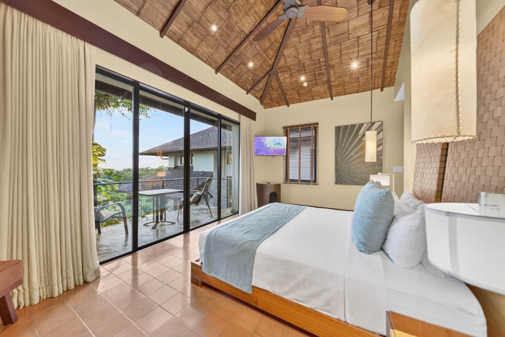 Private Bedroom With Premium Linens